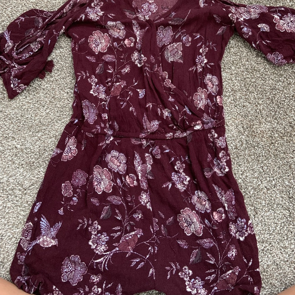 Cold shoulder romper - Picture 2 of 3